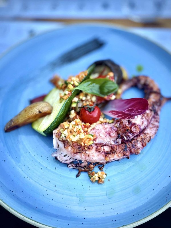 Pourquoi choisir une plancha électrique avec un revêtement antiadhésif ?